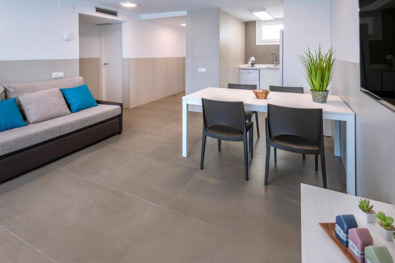 Rentalmar Salou Playa Family Suites & Pool Ngoại thất bức ảnh