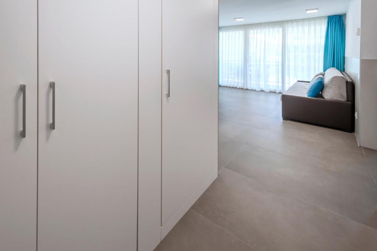 Rentalmar Salou Playa Family Suites & Pool Ngoại thất bức ảnh